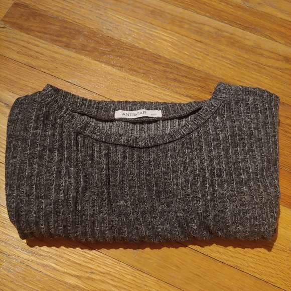 Antistar Grey Longsleeve - Picture 2 of 4